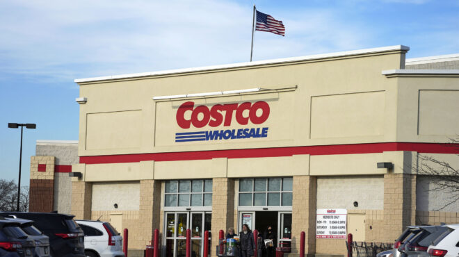 αγοράζουν-έπιπλα-χοτ-ντογκκαι-μια-ο-562656514