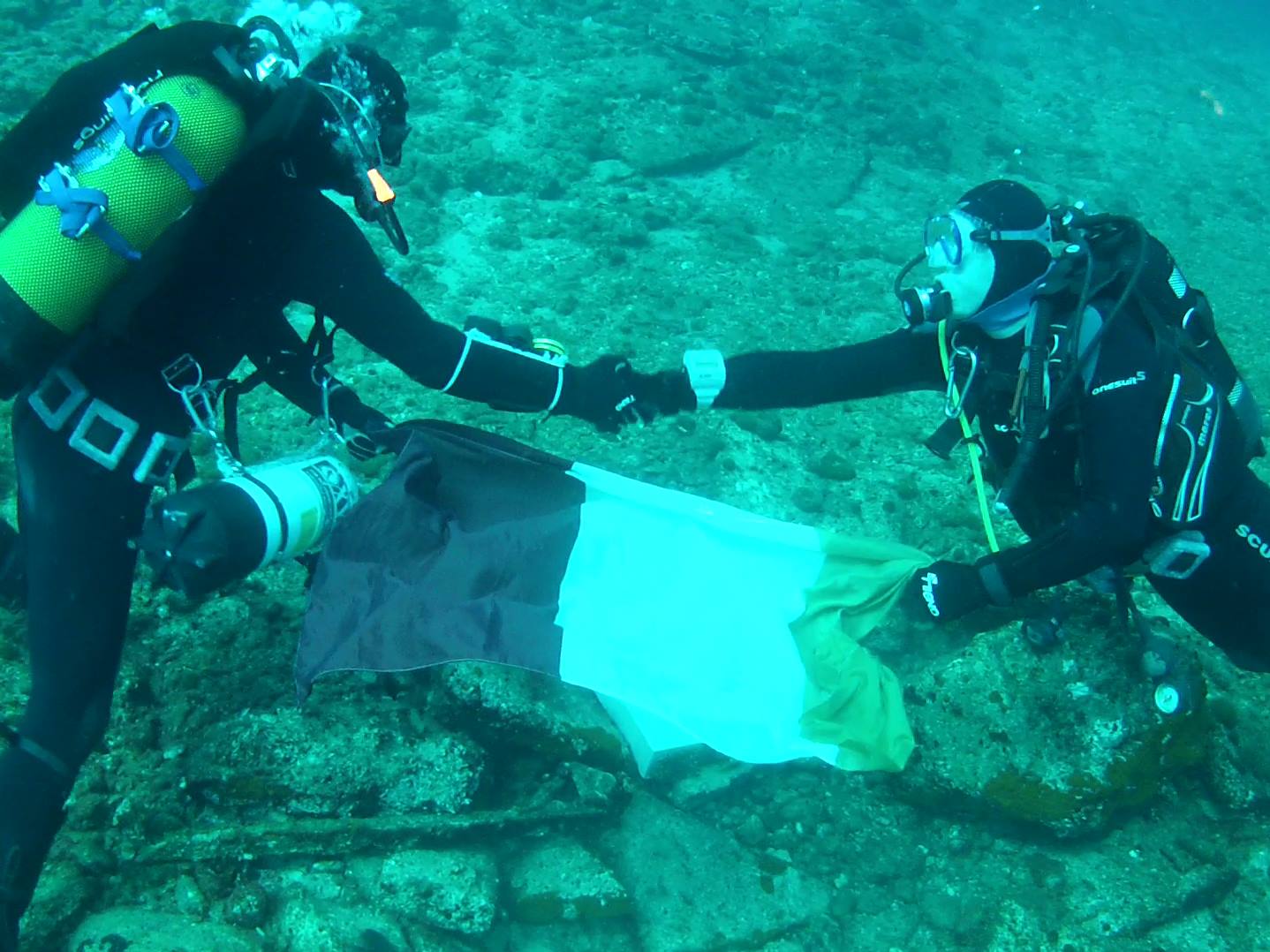 Το ναυάγιο με τις καραβάνες-1