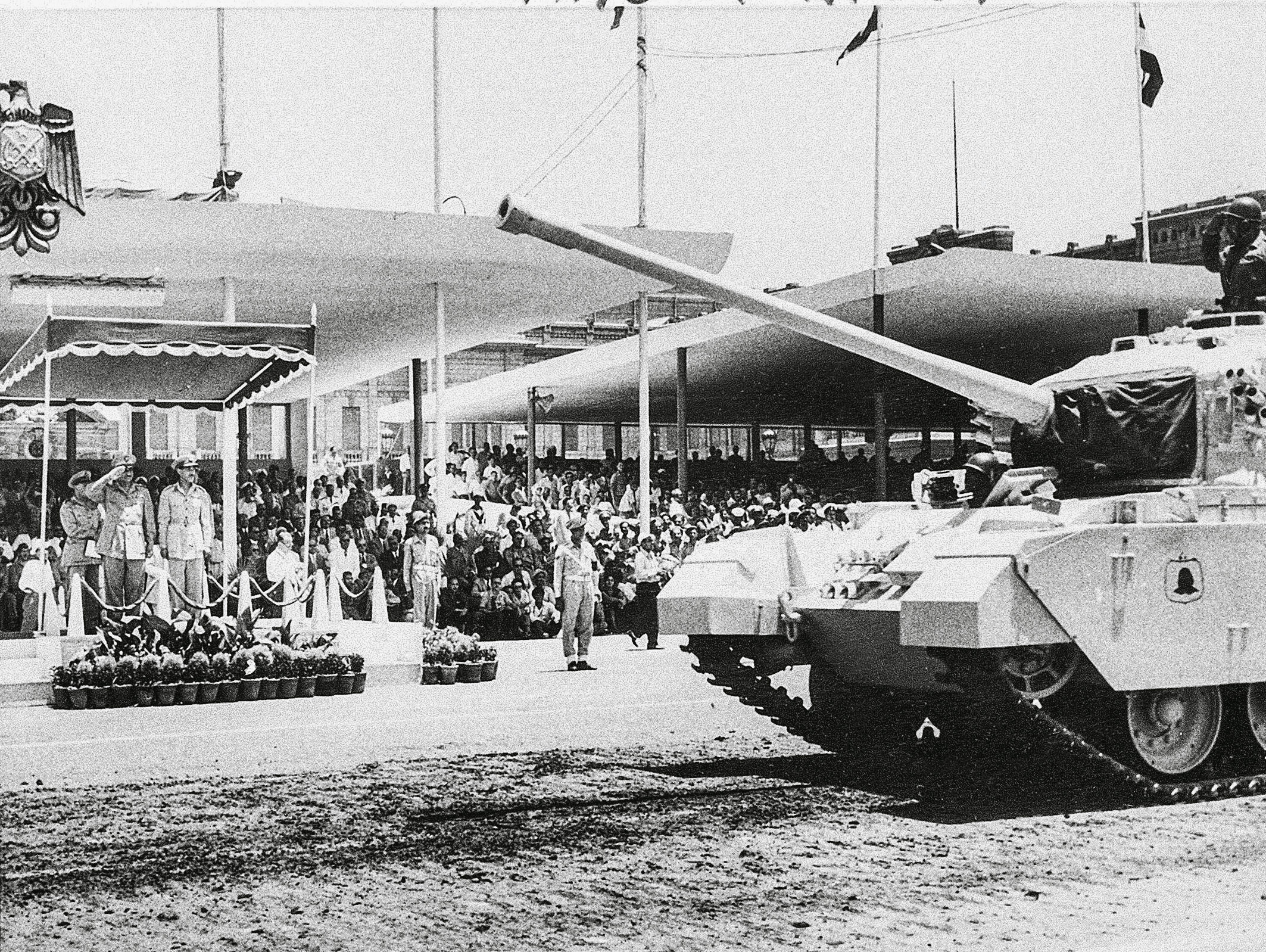 Σουέζ 1956: Σύννεφα πολέμου – Η κρίσις δια την διώρυγα-31