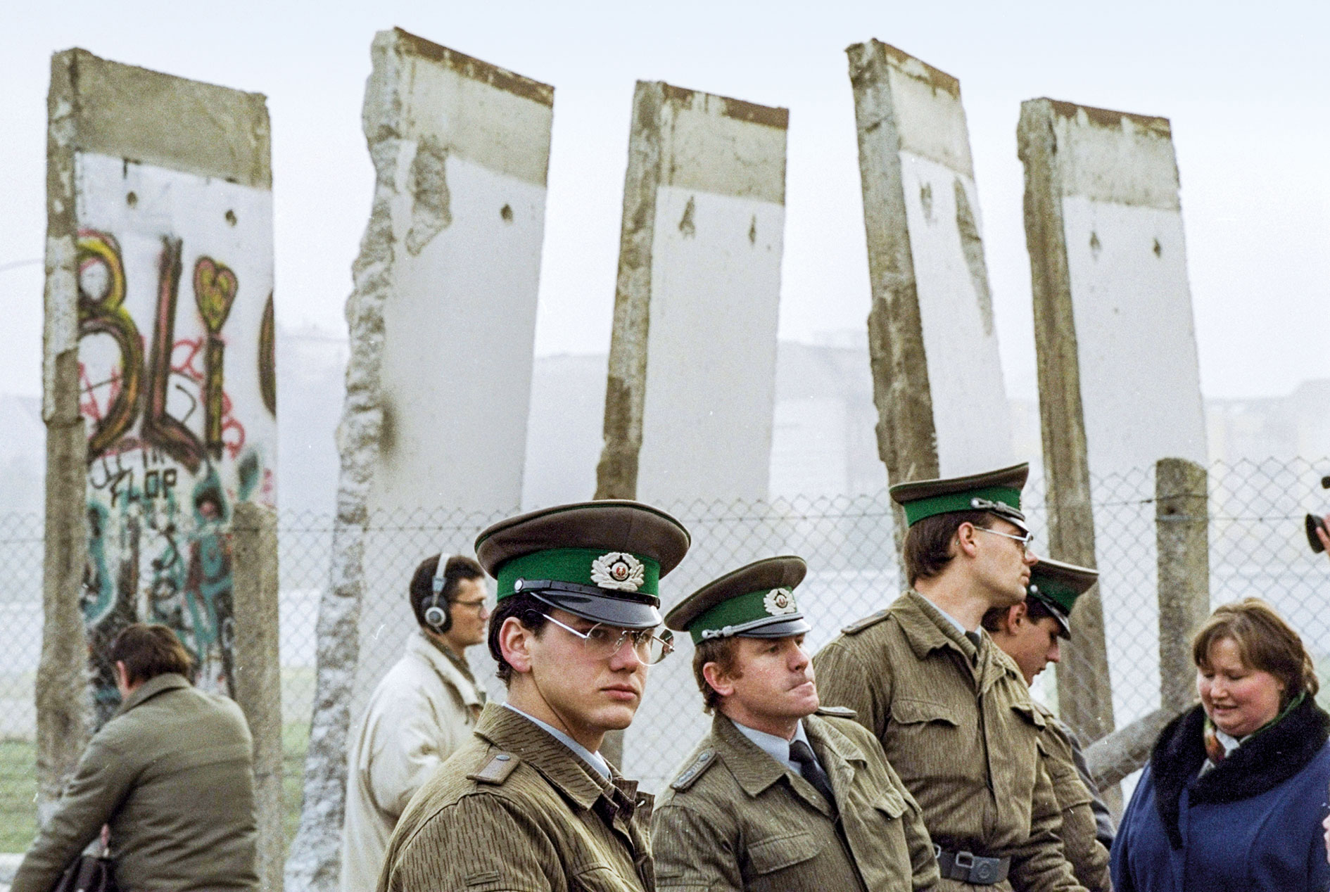 Το τείχος του Βερολίνου – Το παραπέτασμα επεξετάθη…-27