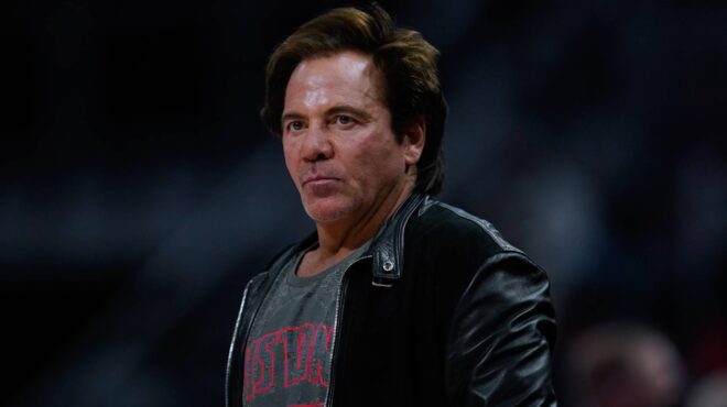 οι-6-ελληνες-που-ζουν-το-αμερικανικό-ονε-562652566