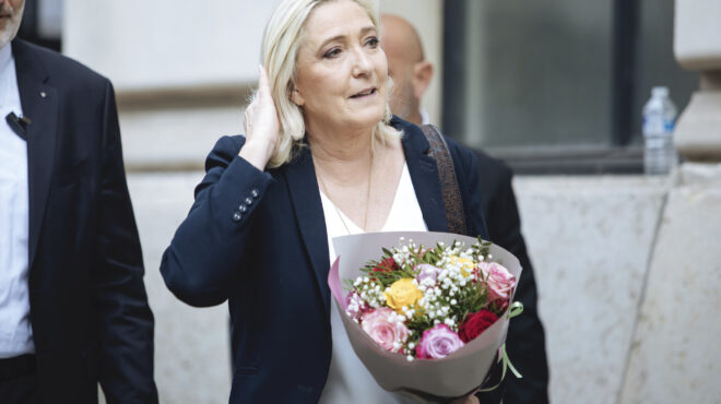 η-λεπέν-προσεγγίζει-την-εβραϊκή-κοινό-562688014