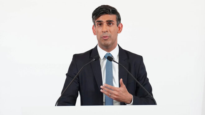 βρετανία-ο-σούνακ-απέλυσε-στέλεχος-πο-562700293