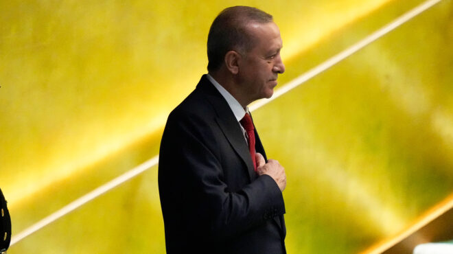 αρθρο-κωνσταντίνου-φίλη-στην-κ-η-ανα-562689481