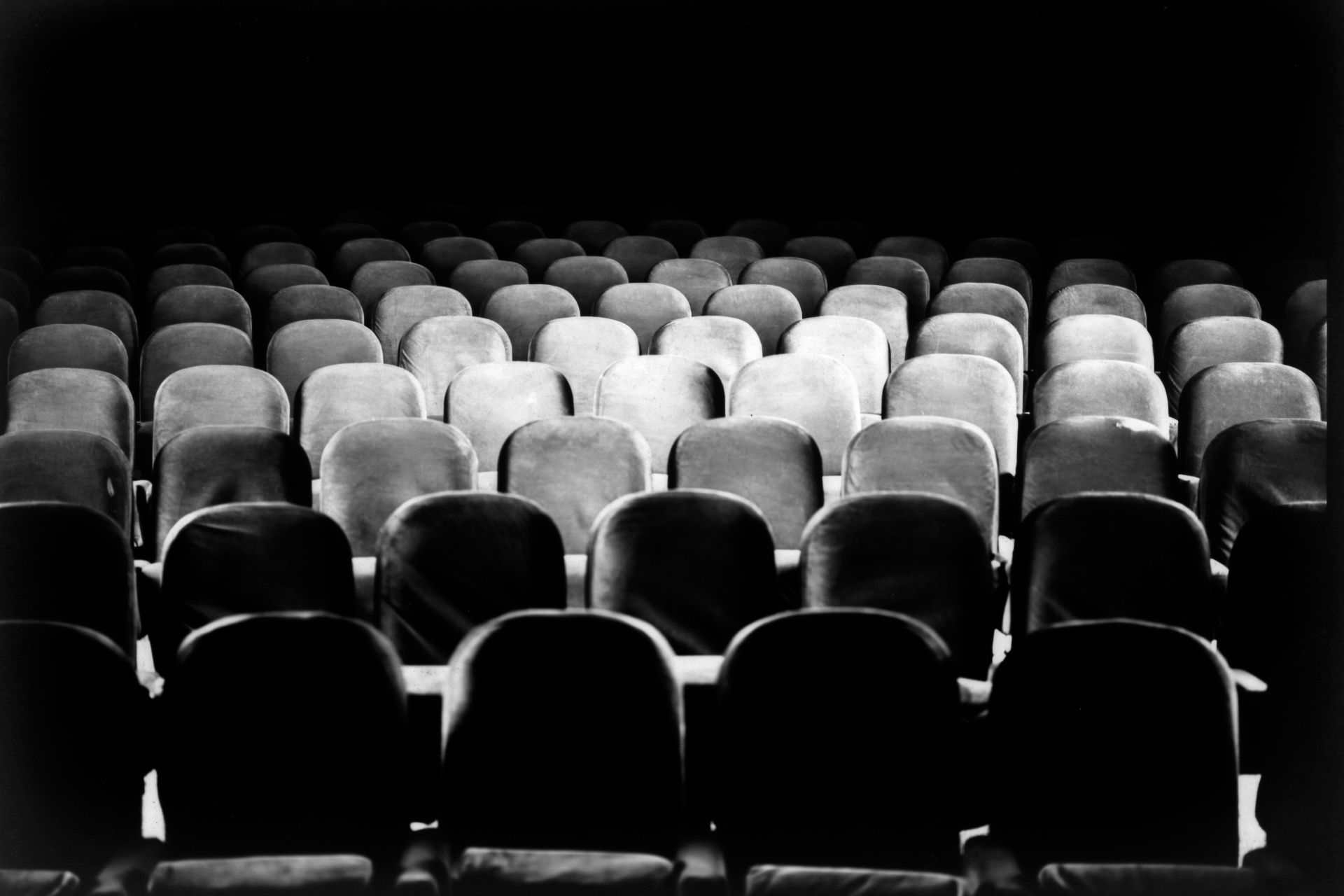 Ροντρίγκο Αμπντ:  «Η φωτογραφία μού δίνει μια ευκαιρία να καταγράψω τον θάνατο και τη ζωή την ίδια στιγμή»-13