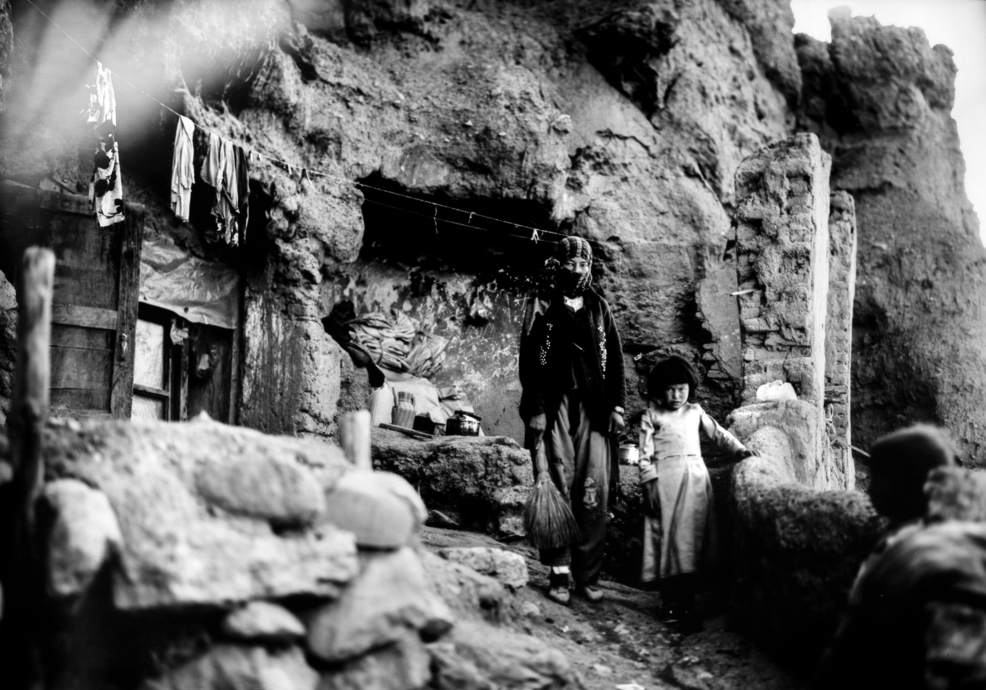 Ροντρίγκο Αμπντ:  «Η φωτογραφία μού δίνει μια ευκαιρία να καταγράψω τον θάνατο και τη ζωή την ίδια στιγμή»-7