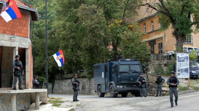 πυρά-κοσόβου-κατά-σερβίας-562651963