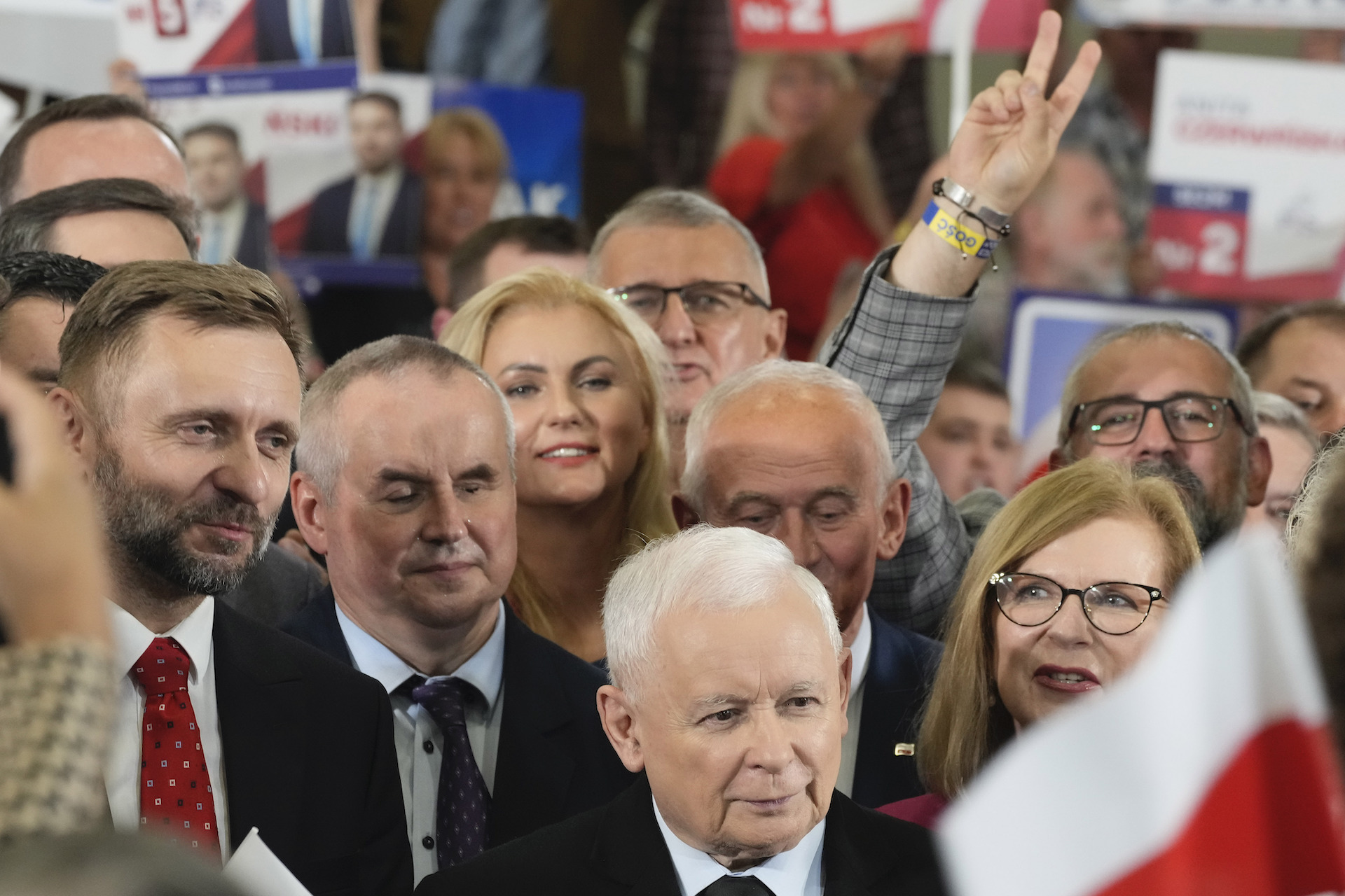 Δεκαπέντε μέρες, τρεις κάλπες, ένα διακύβευμα-2