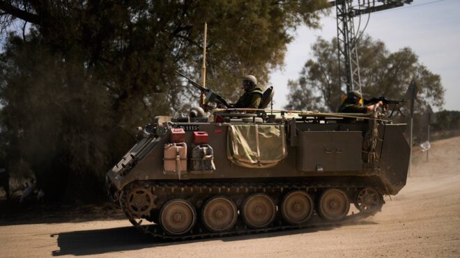 μεσανατολικό-τηλεόραση-στα-καταφύγι-562686970