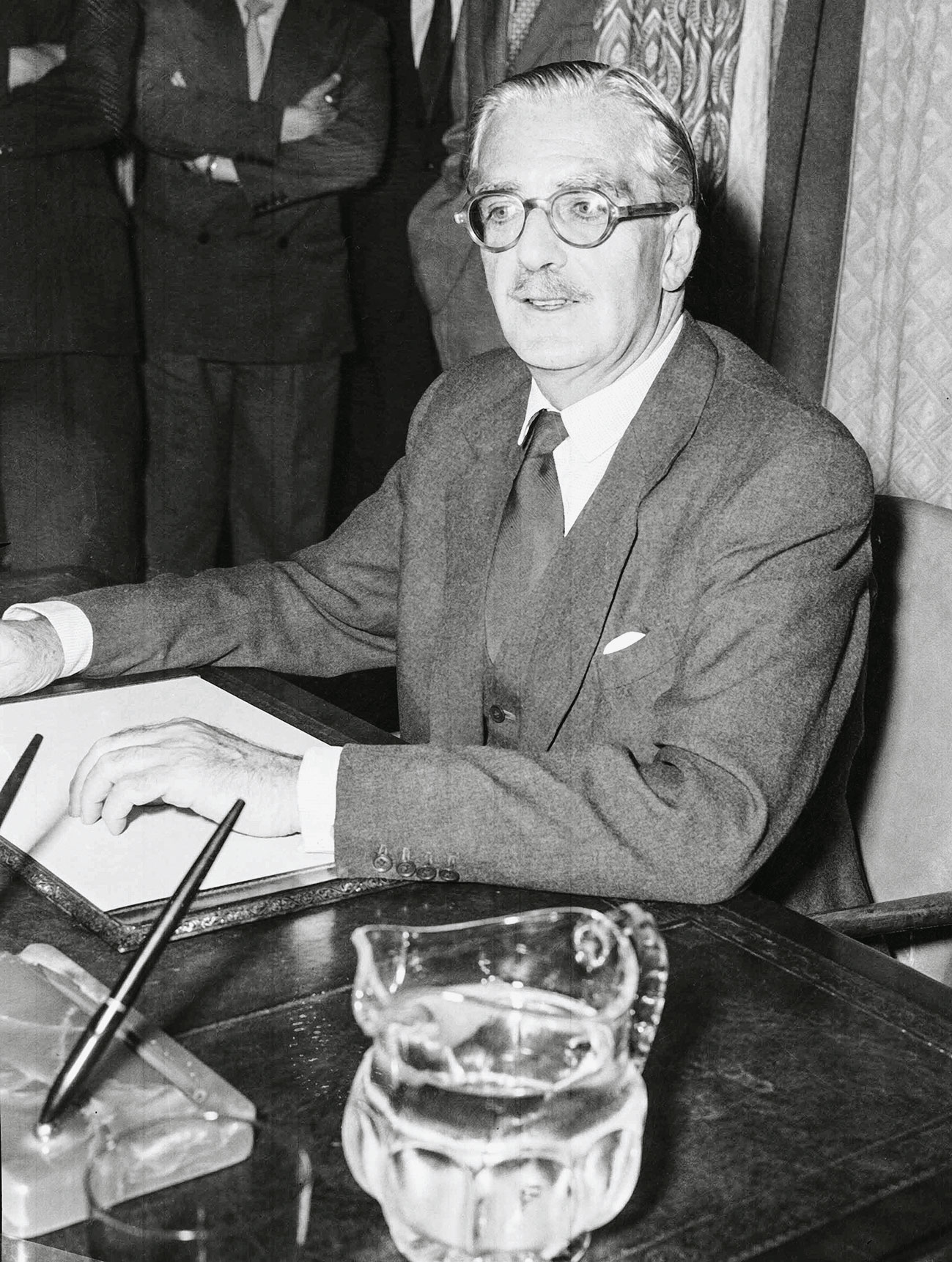 Σουέζ 1956: Σύννεφα πολέμου – Η κρίσις δια την διώρυγα-14