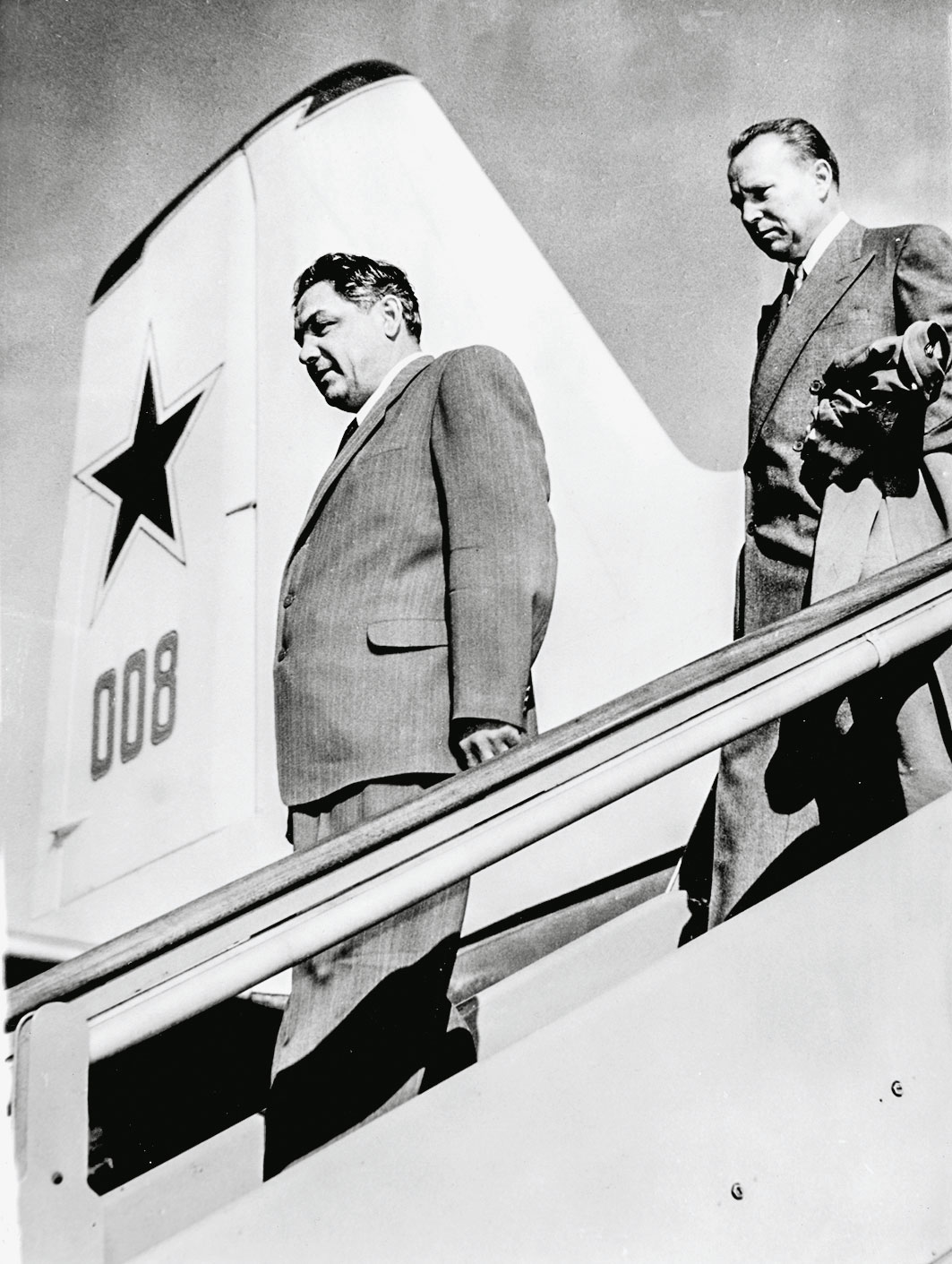 Σουέζ 1956: Σύννεφα πολέμου – Η κρίσις δια την διώρυγα-15