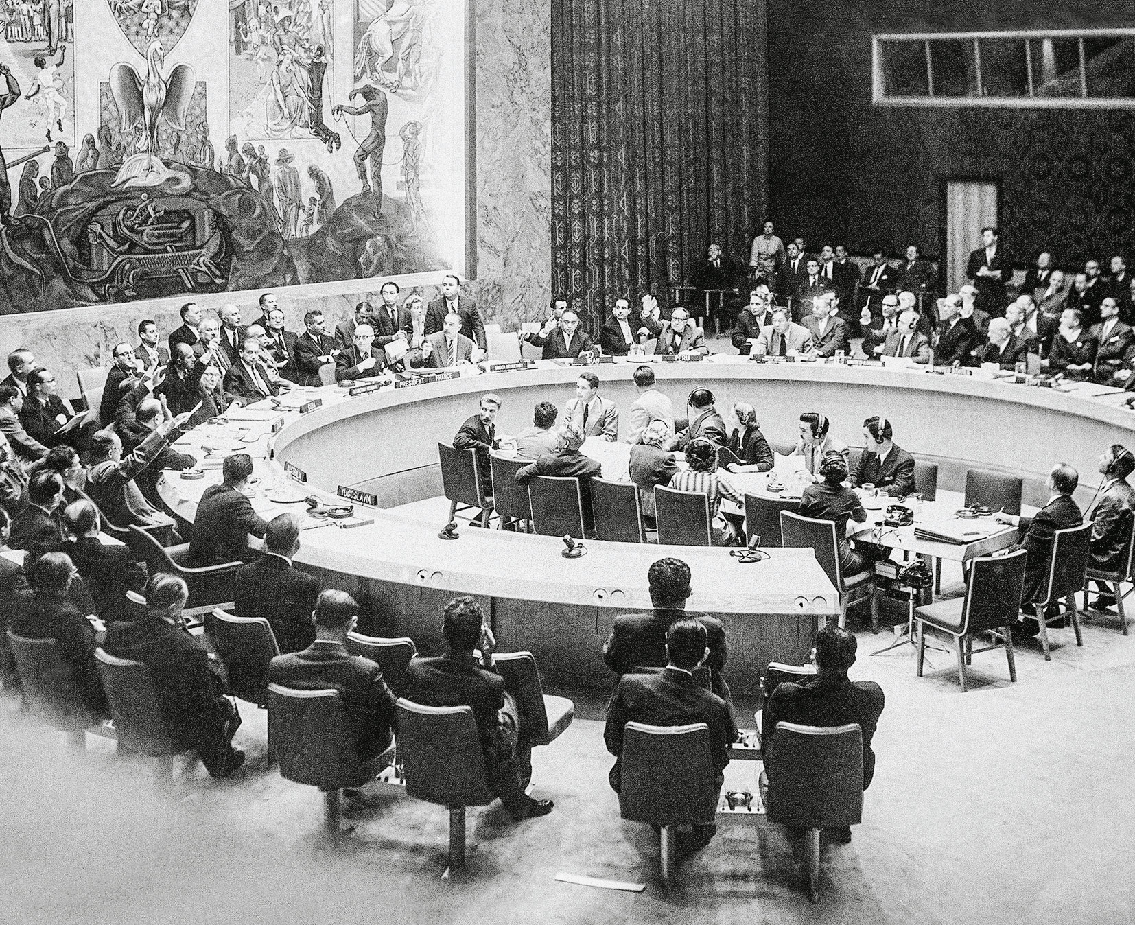 Σουέζ 1956: Σύννεφα πολέμου – Η κρίσις δια την διώρυγα-24