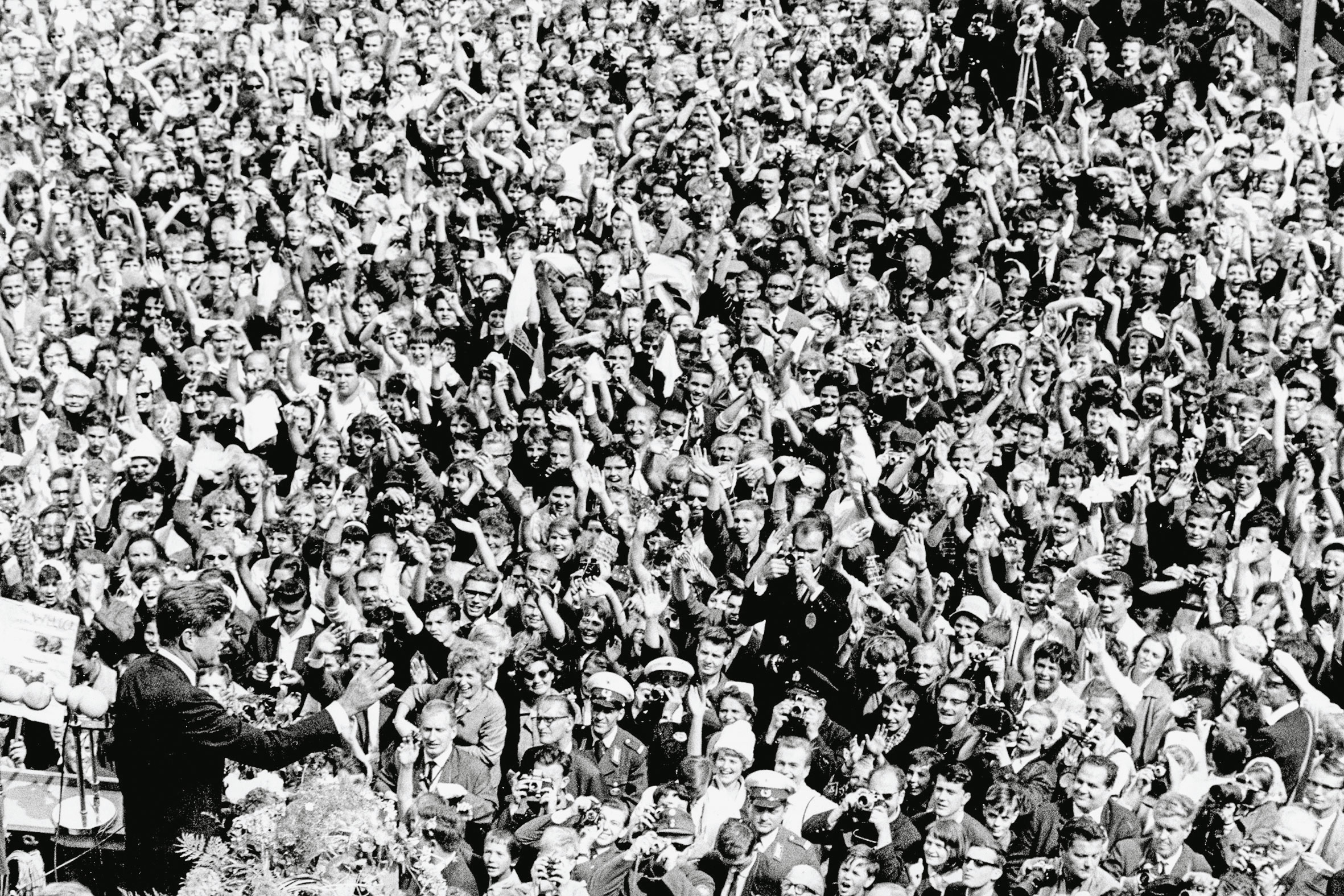 Το τείχος του Βερολίνου – Το παραπέτασμα επεξετάθη…-22