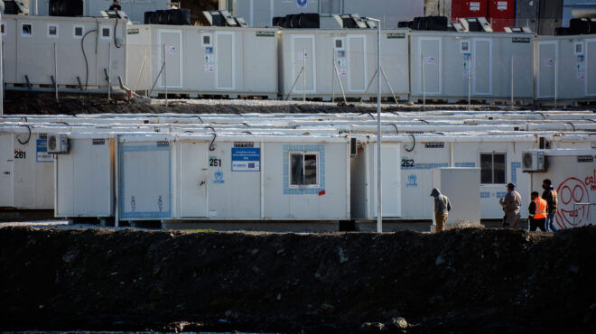 μεταναστευτικό-μεγάλη-πίεση-σε-λέσβο-562686337