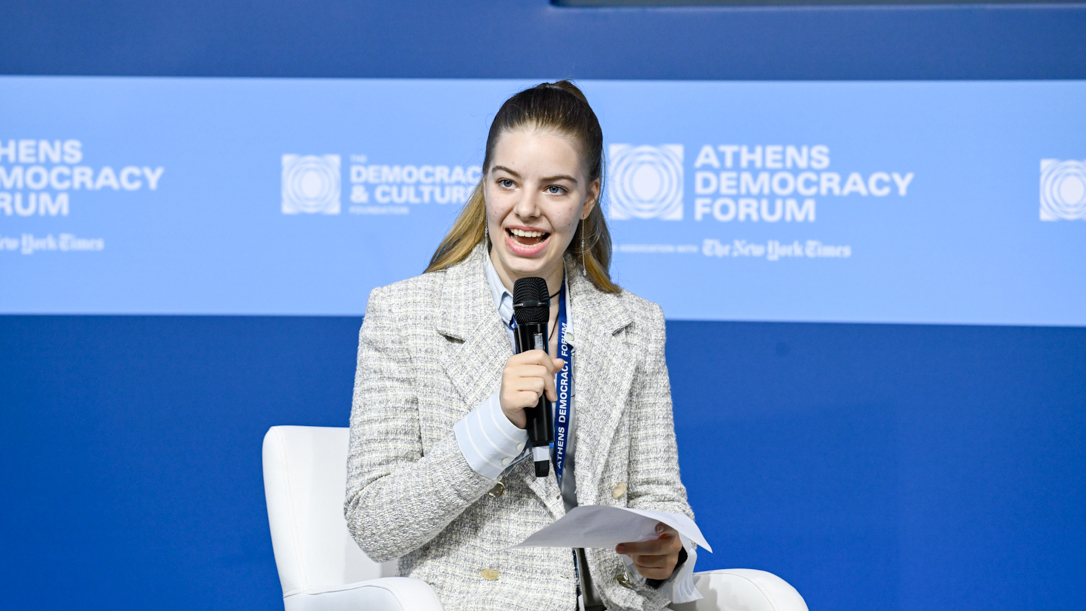 Οι έφηβοι έχουν τους λόγους τους να ανησυχούν για τη Δημοκρατία -3