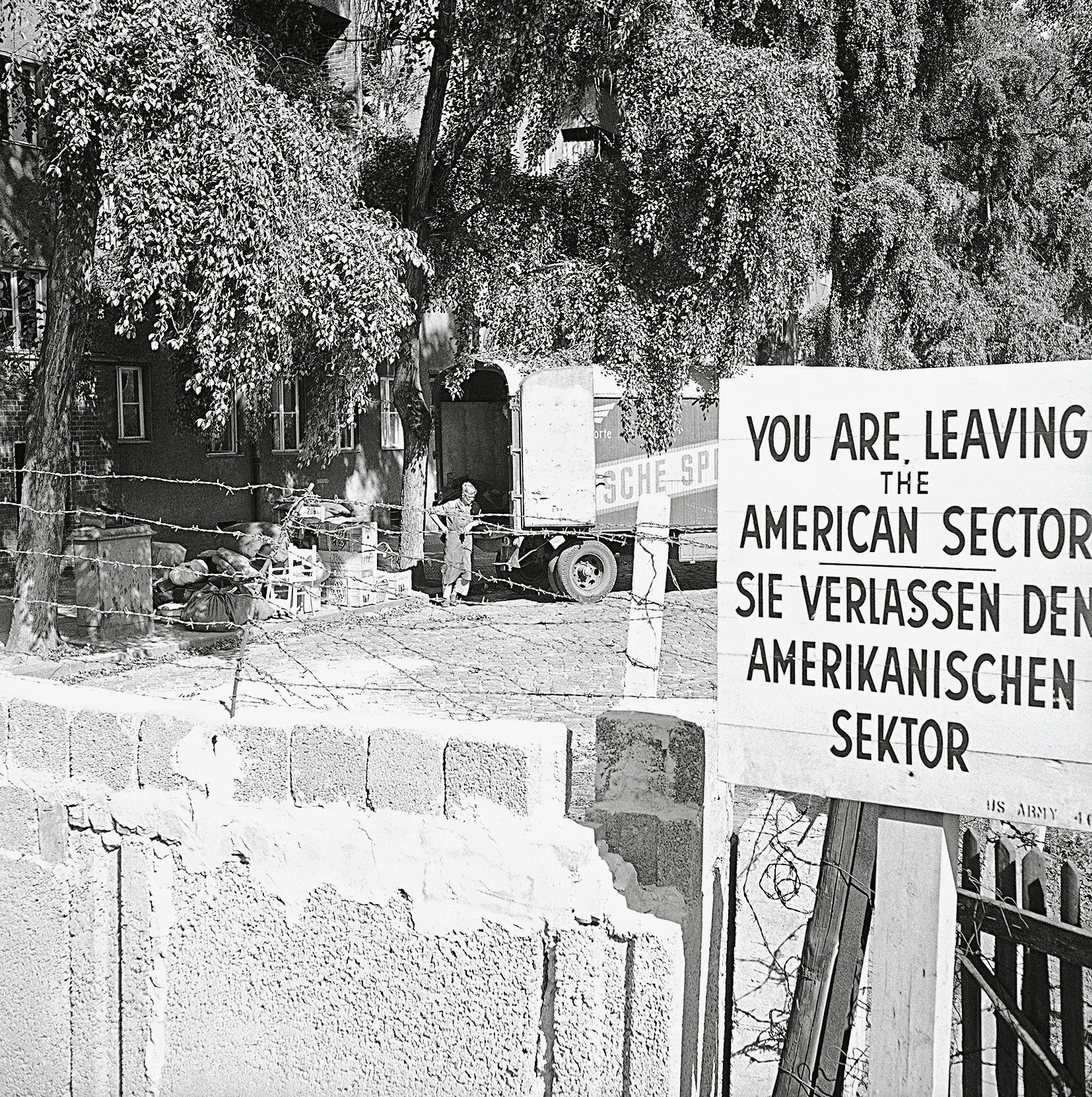 Το τείχος του Βερολίνου – Το παραπέτασμα επεξετάθη…-11