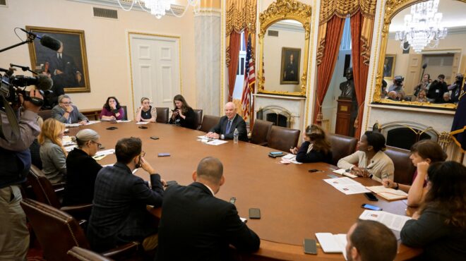 ηπα-ο-αντικαταστάτης-του-μενέντεζ-μπλ-562651993