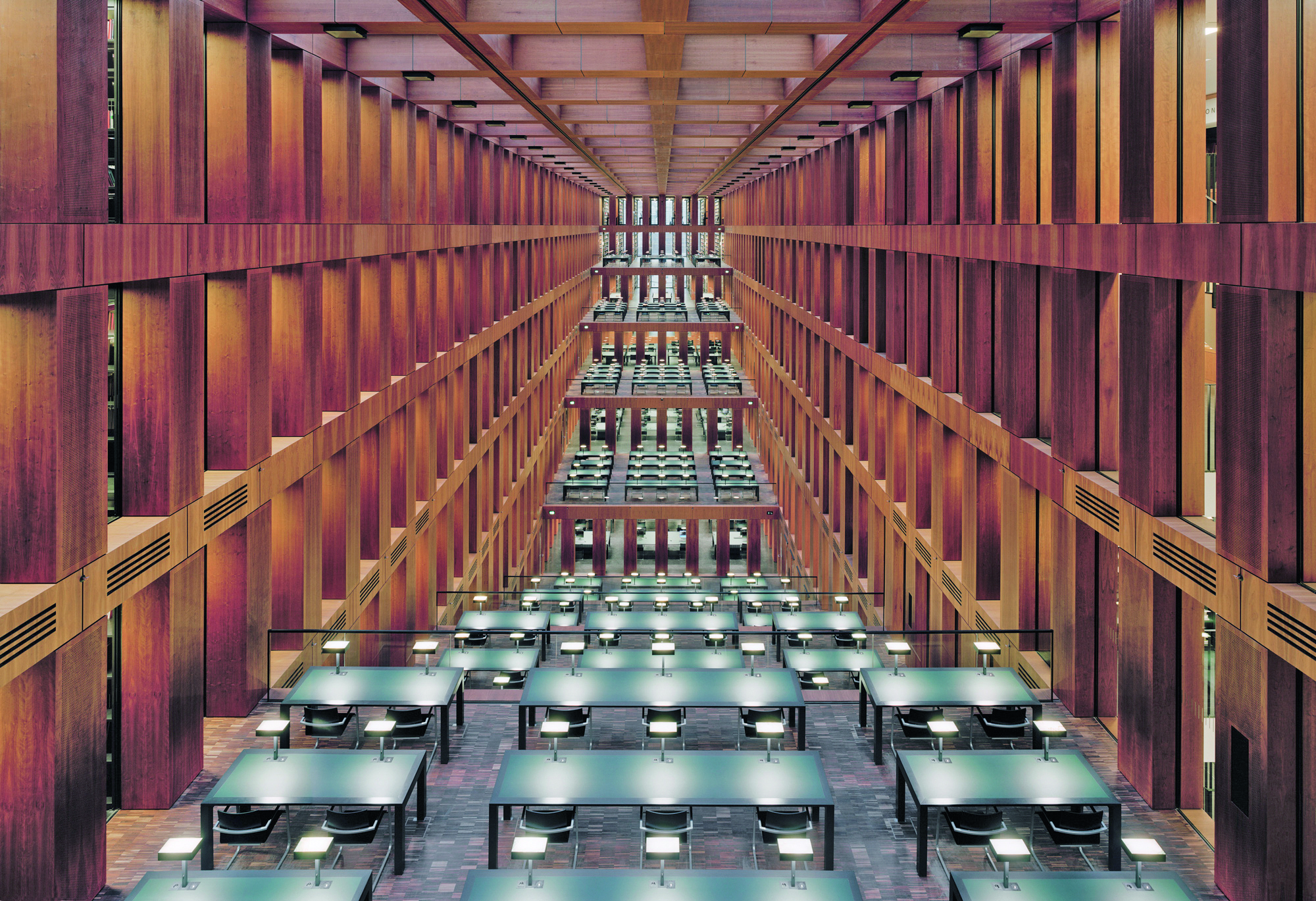 Ματιές στον κόσμο-4