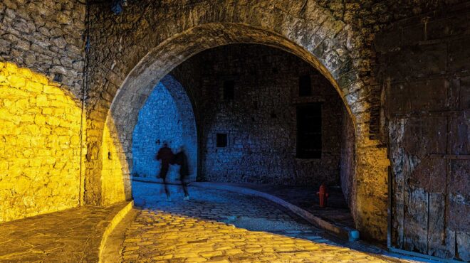 ιωάννινα-βόλτες-στο-κάστρο-562650472