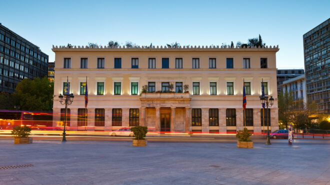 στις-21-15-το-ντιμπέιτ-μεταξύ-μπακογιάννη-8-562665256