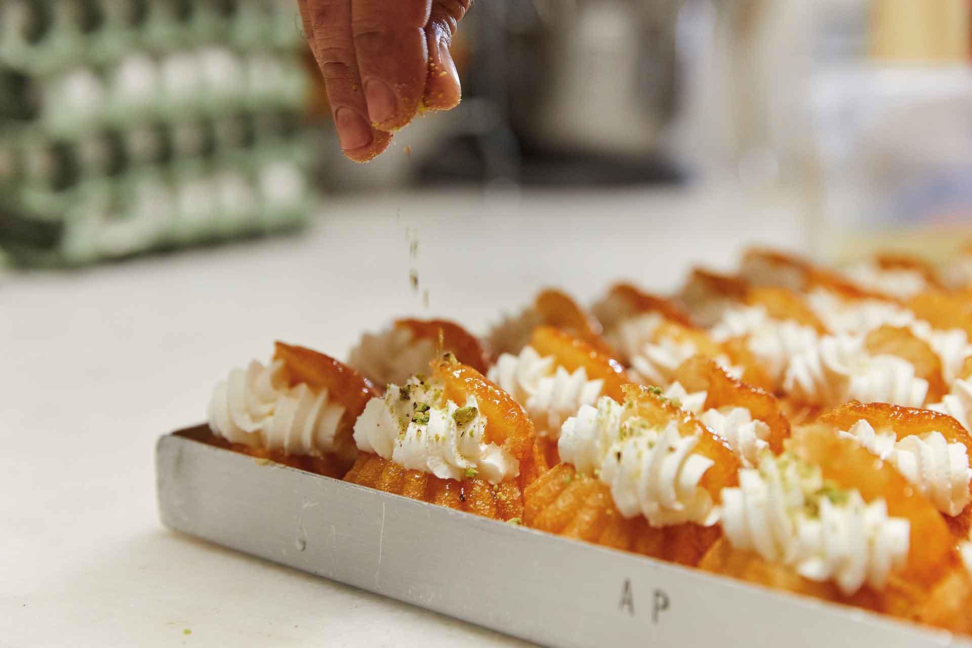 Πού τρώμε τα πιο νόστιμα ρετρό γλυκά της Αθήνας-2