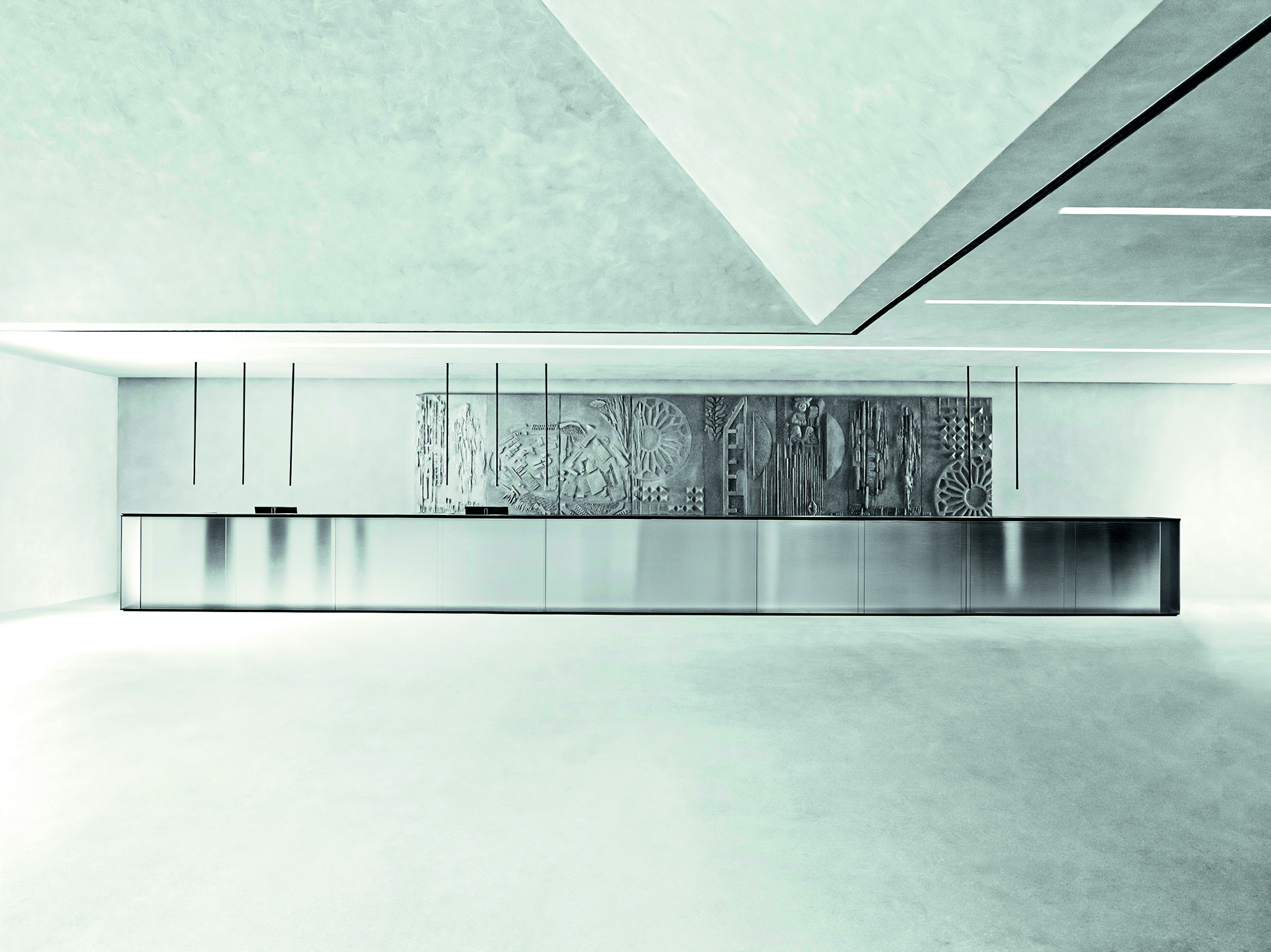 Πιέρο Λισόνι: Γιατί ο Ιταλός σταρ του ντιζάιν μισεί τα έργα του;-1