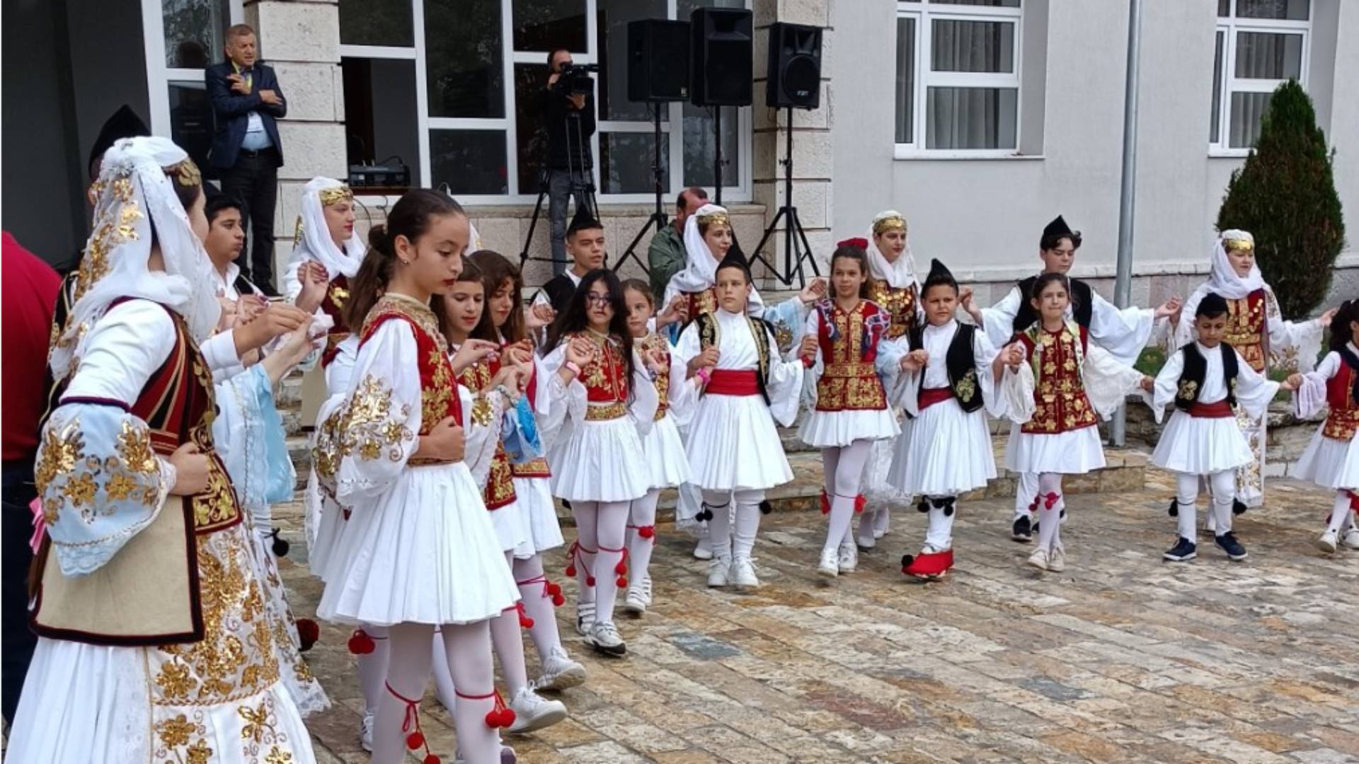 Πραγματοποιήθηκαν τα αποκαλυπτήρια προτομής του Κων. Μητσοτάκη στη Δερβιτσάνη-3