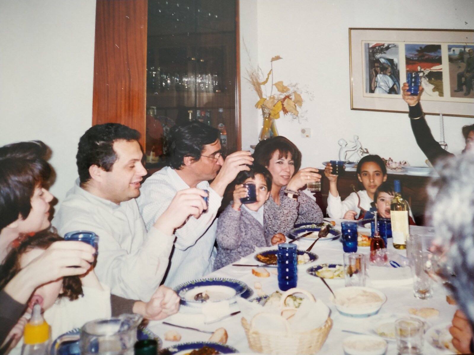 «Μαμά, εφάρμοσε το προικοσύμφωνο» – Επτά συνταγές μπακαλιάρου, το αντάμωμα τεσσάρων γενεών-4