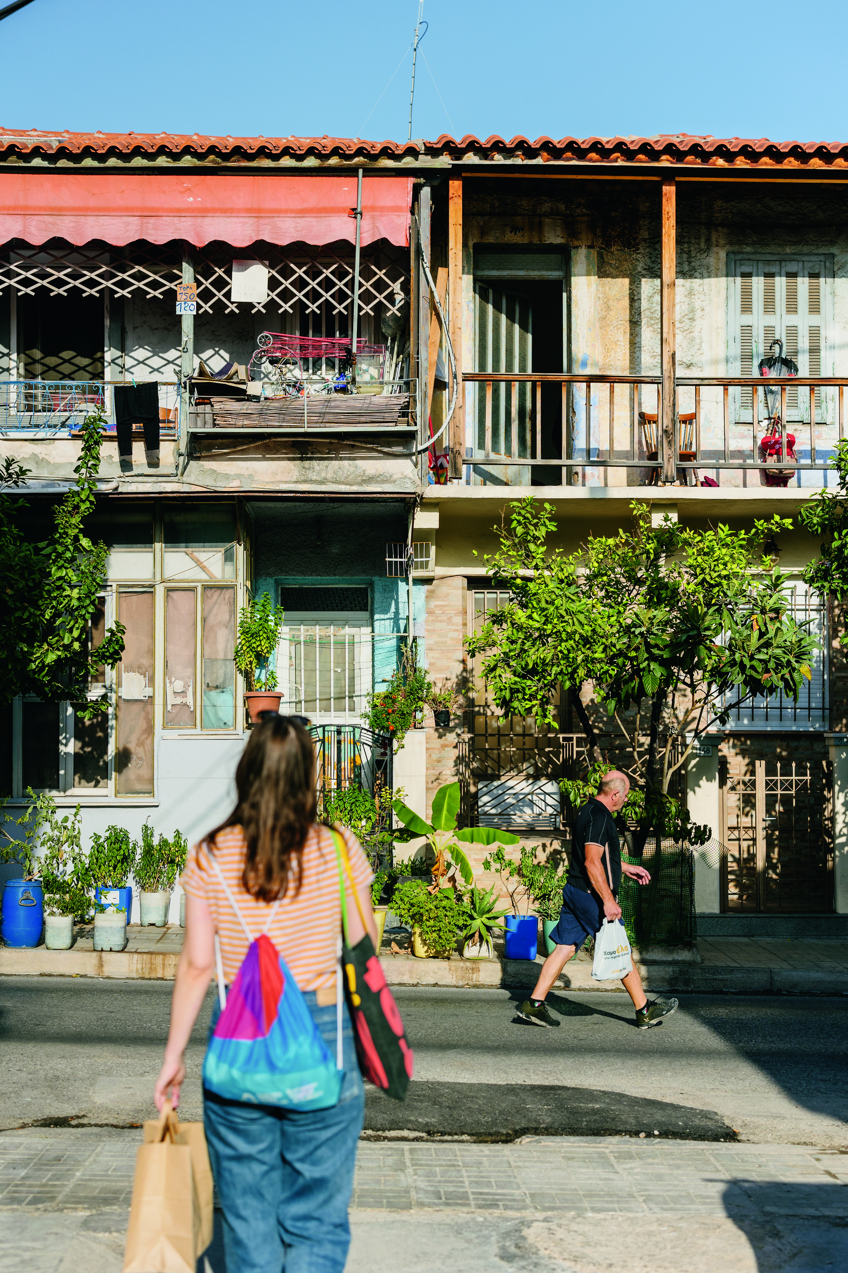 Στη Νίκαια για πολίτικη μπουγάτσα, καβουράκια και άπαιχτα τυλιχτά-1