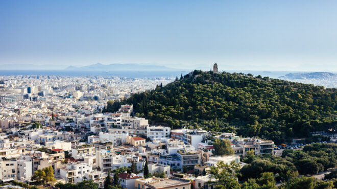 καιρός-εως-τους-30-βαθμούς-η-θερμοκρασί-562663351