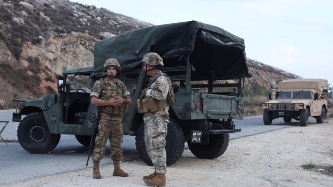 αίγυπτος-αστυνομικός-σκοτώνει-δύο-ισ-562660048