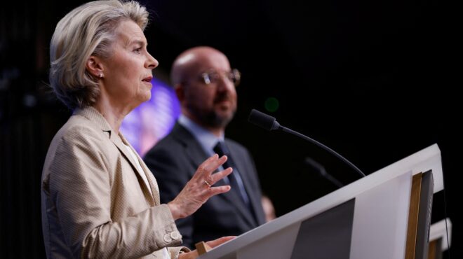 φον-ντερ-λάιεν-οι-επευφημίες-τρομοκρ-562699117