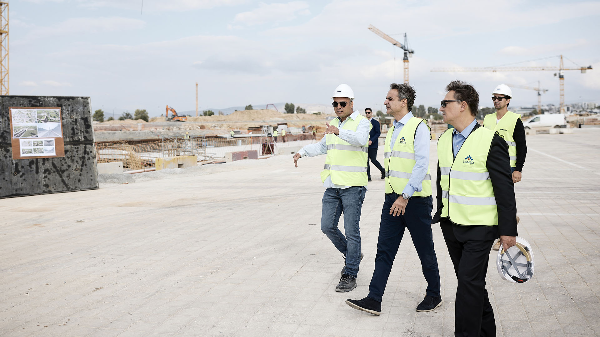 Ο Κυρ. Μητσοτάκης στο πρώτο κτιριακό έργο που κατασκευάστηκε στο Ελληνικό-1