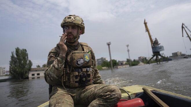 κίνα-το-ναυτικό-βύθισε-κατά-λάθος-δικ-562652221