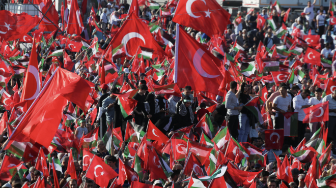 μεγάλη-συγκέντρωση-ερντογάν-στην-κων-562698583