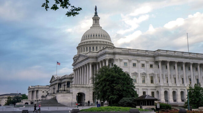 ηπα-λίγοι-εξτρεμιστές-κρατούν-σε-ομηρ-562654033