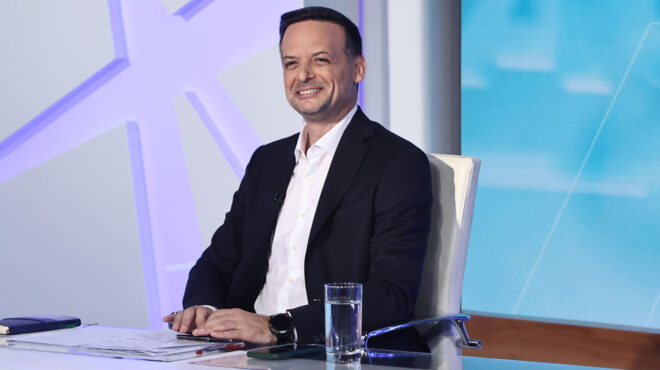 πρώτο-τετ-α-τετ-δούκα-μπακογιάννη-με-562681249