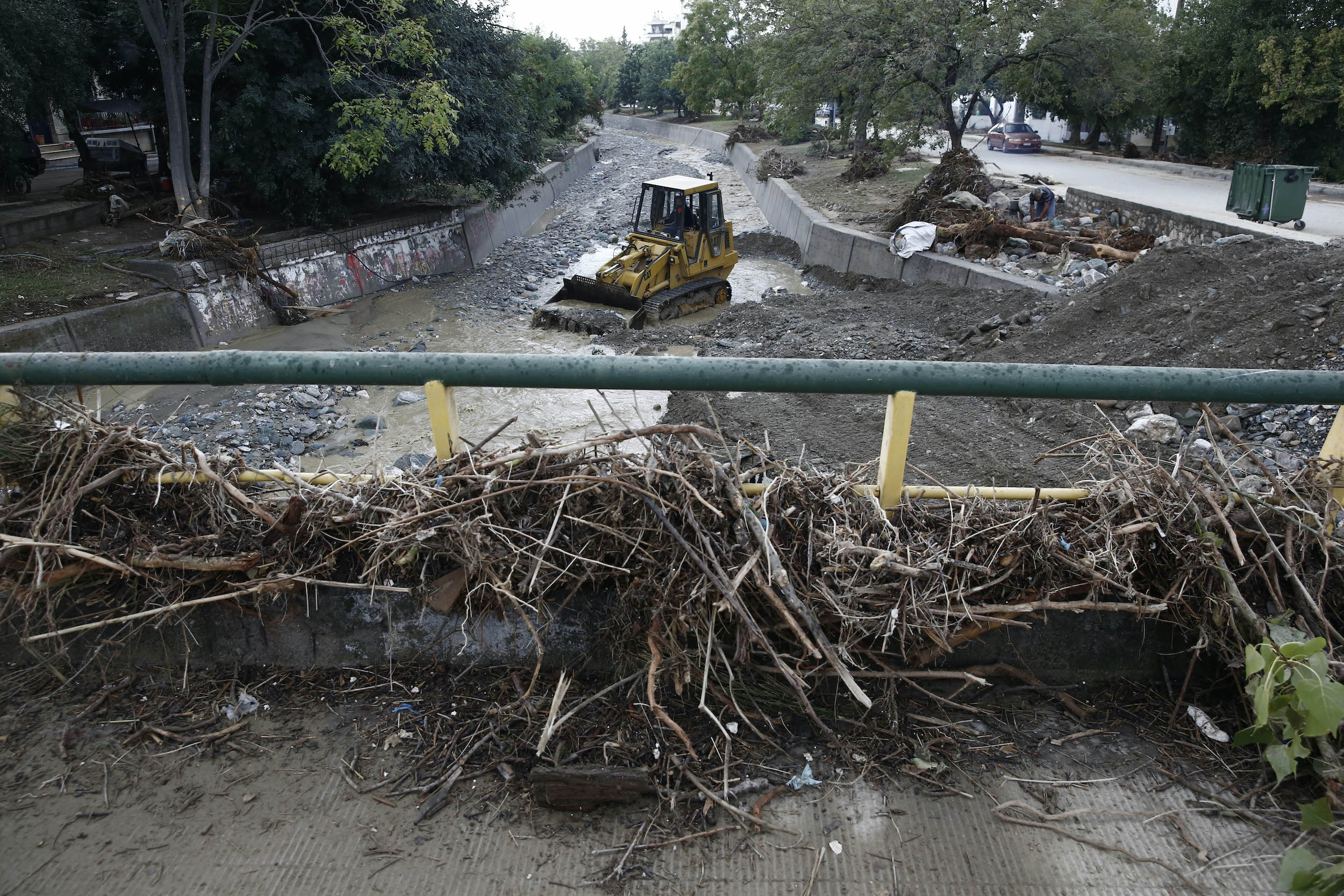 Η γη δεν άντεχε πια ούτε σταγόνα-5
