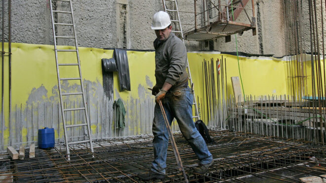 ποιοι-θα-δουν-αυξήσεις-το-2024-λόγω-τριετι-562663522