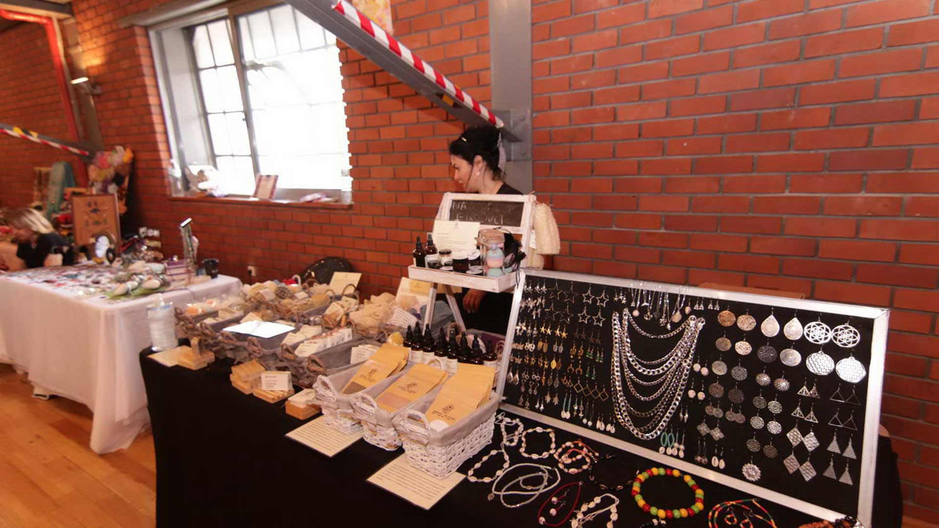 Θεσσαλονίκη: Εδώ θα ψωνίσουμε second-hand θησαυρούς-3