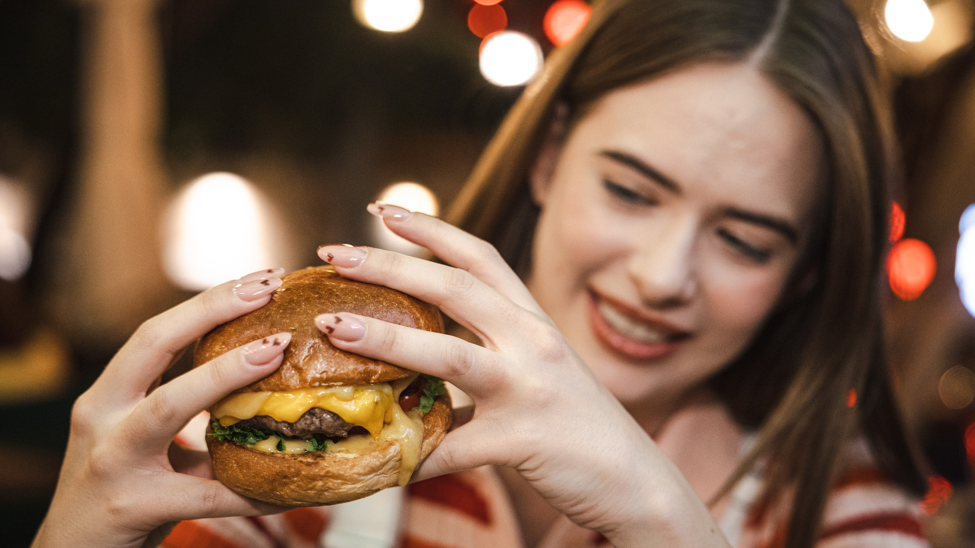 Καλλιθέα: Η Αναστασία Τσιλιμπίου μάς βγάζει στα αγαπημένα της στέκια-1