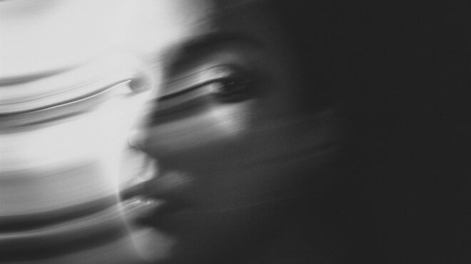 ζώντας-με-τις-φωνές-562658476