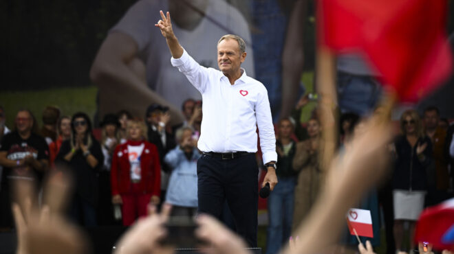 πολωνία-χτυπήματα-πάνω-και-κάτω-από-τη-562663672