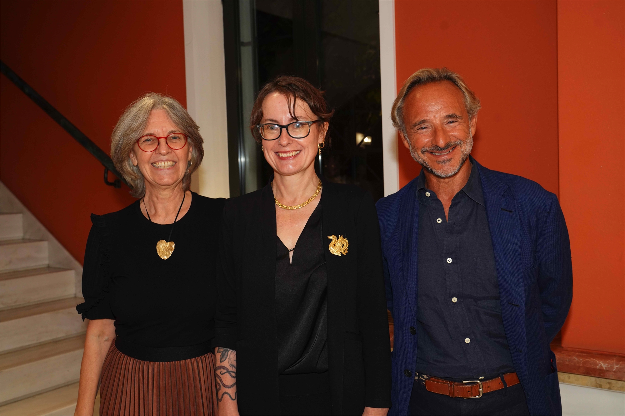 H Αθήνα υποδέχθηκε με ενθουσιασμό τη μεταφράστρια του Ομήρου, Εμιλι Γουίλσον-1