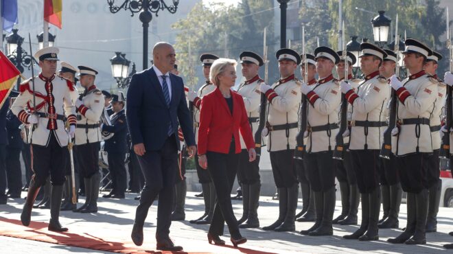 ξεκάθαρο-μήνυμα-από-φον-ντερ-λάιεν-σε-σ-562700695