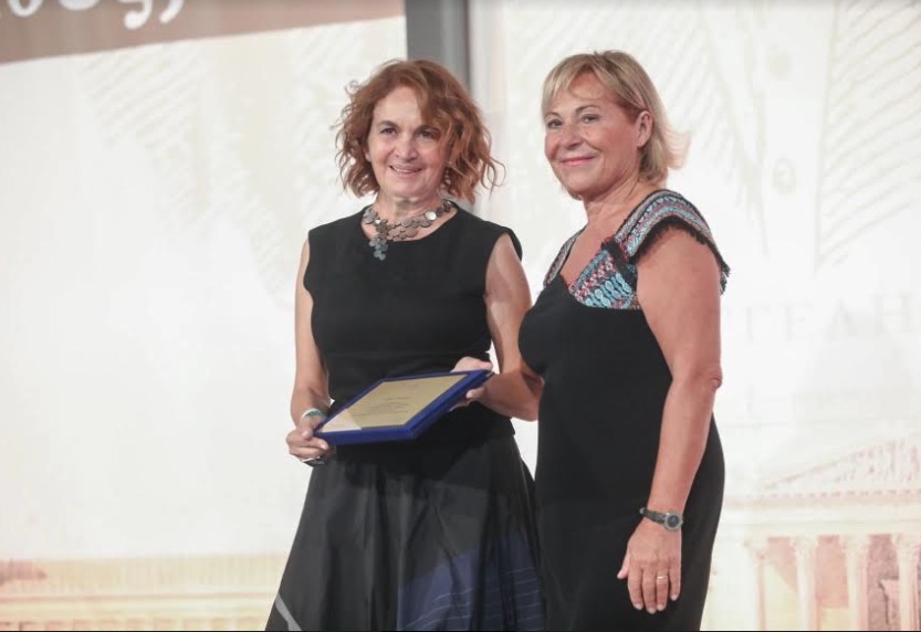 Η Μαριάννα Λάτση βραβεύθηκε για τη σπουδαία προσφορά της στην περίθαλψη-3