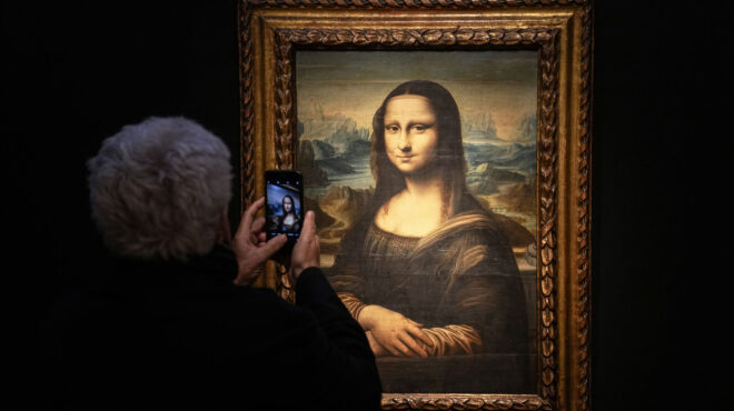 η-μόνα-λίζα-κρύβει-κάτι-ακόμη-562669642