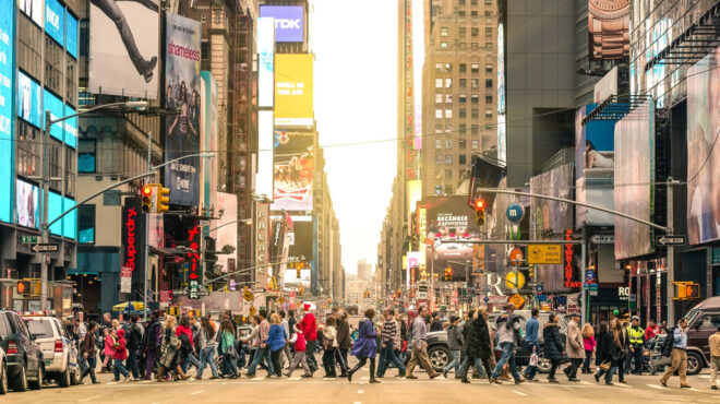 αυξάνεται-η-ανώτερη-μεσαία-τάξη-στις-η-562701286