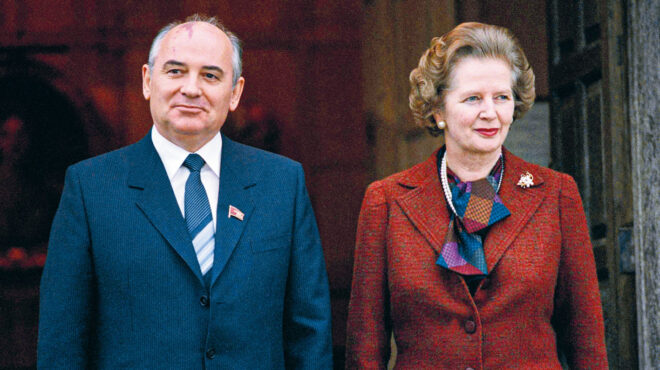 οι-ηγέτες-απέναντι-στην-ιστορία-562659442