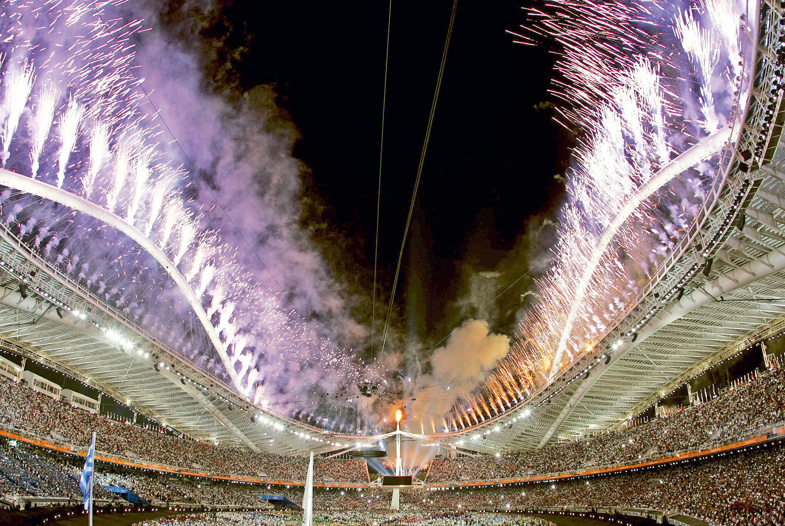 Εχουν ζυγίσει μήπως είναι προτιμότερο το στέγαστρο Καλατράβα να πάει για ανακύκλωση;-1